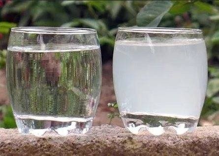 Прозрачная и мутная вода