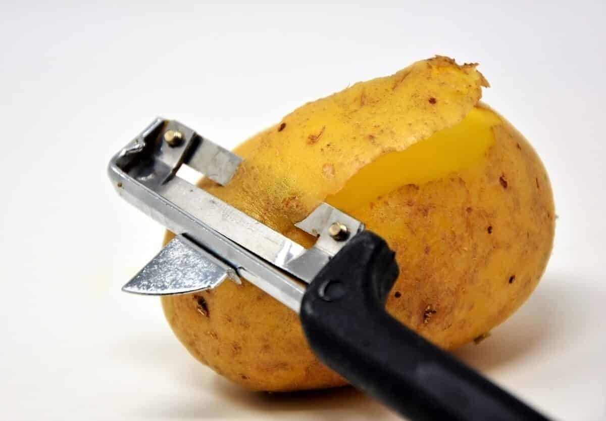 Нож для чистки картофеля