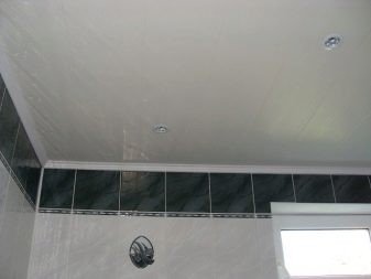Пластиковые потолки в ванной