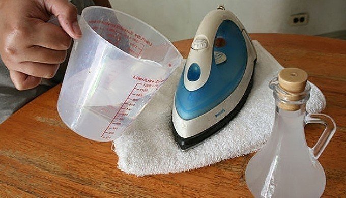 Чем почистить утюг в домашних условиях