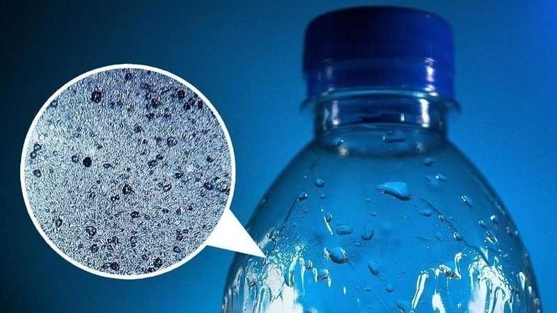 Бутылка газированной воды