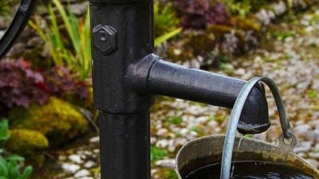 Очистка воды из скважины в загородном доме до питьевой