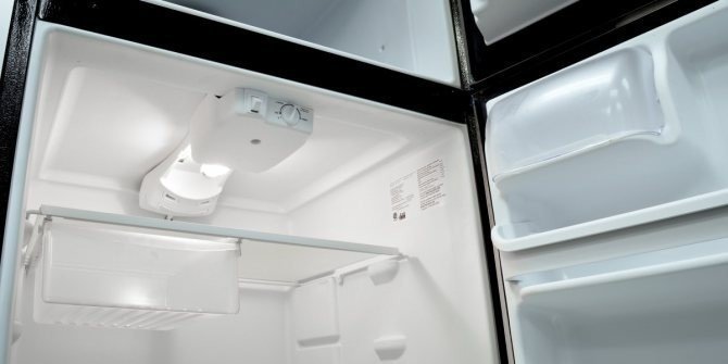 Размораживание холодильной камеры капельная система