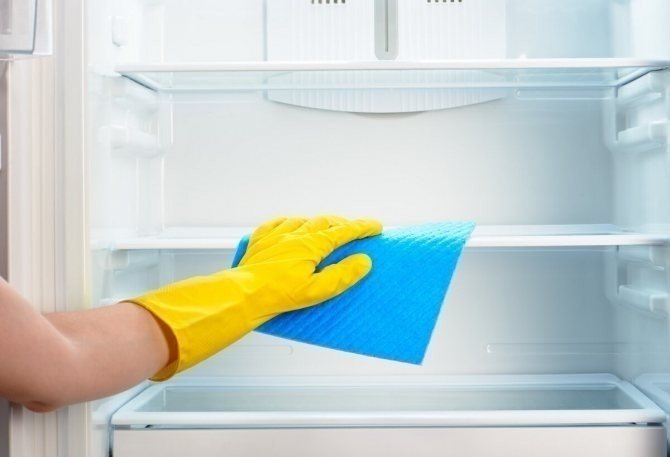 Средство для мытья холодильника