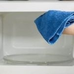 Как отмыть микроволновку
