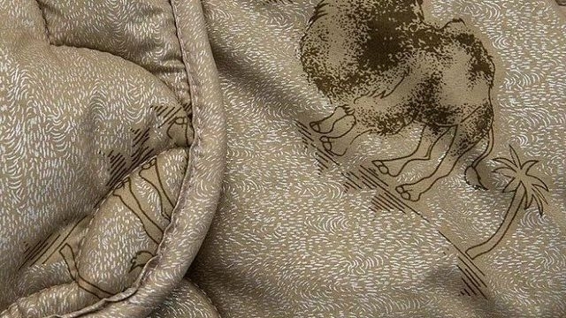 Как стирать верблюжье одеяло?
