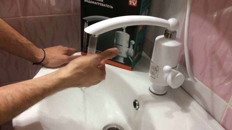 Проточный водонагреватель instant electric heating water faucet