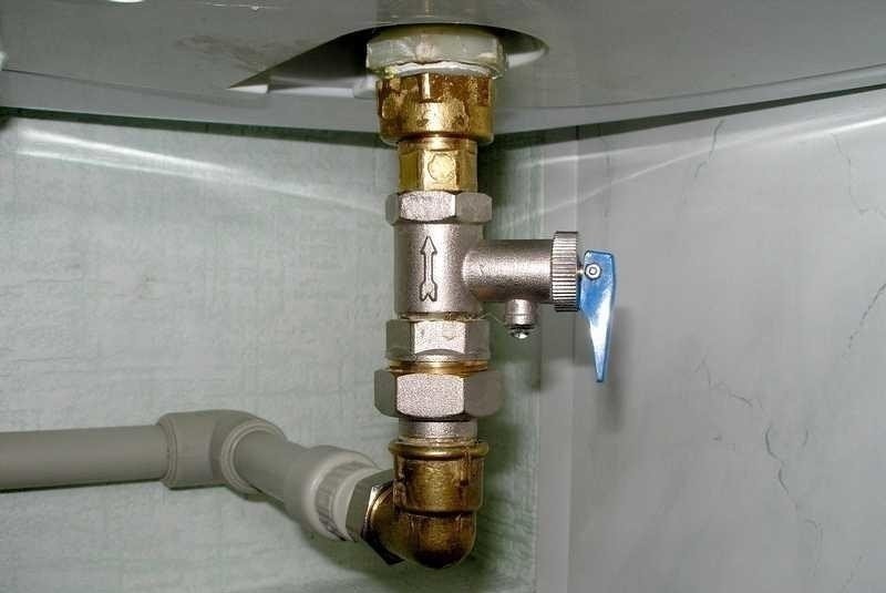 Водонагреватель термекс с краном для слива воды