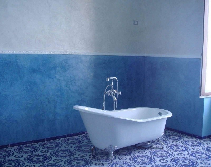 Акриловая краска для стен в ванной